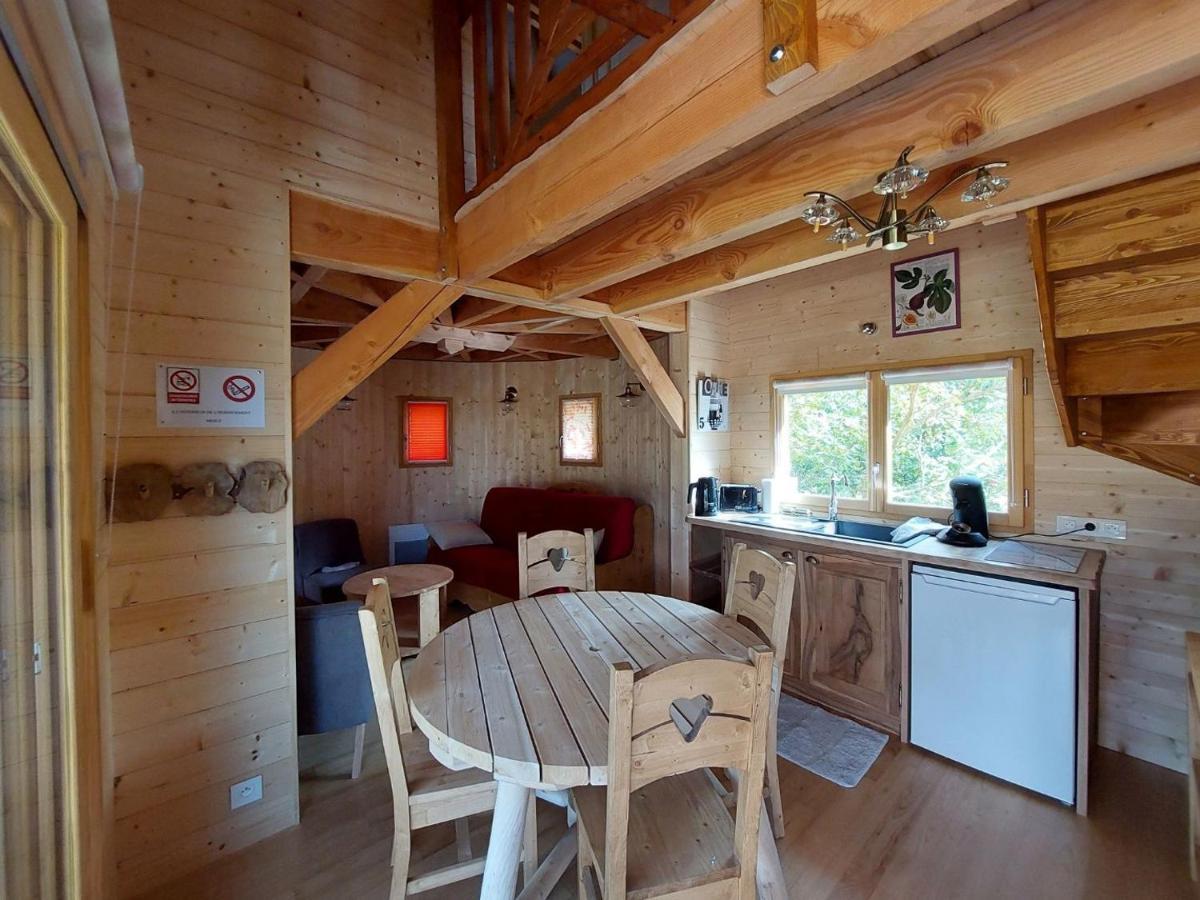 Roulottes Au Pied Du Vercors Saint-Jean-en-Royans Zewnętrze zdjęcie